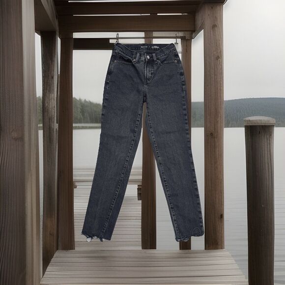 Old Navy High Rise OG Straight Jeans 0 (25 x 27) Washed Black Raw Hem Womens - Picture 1 of 11